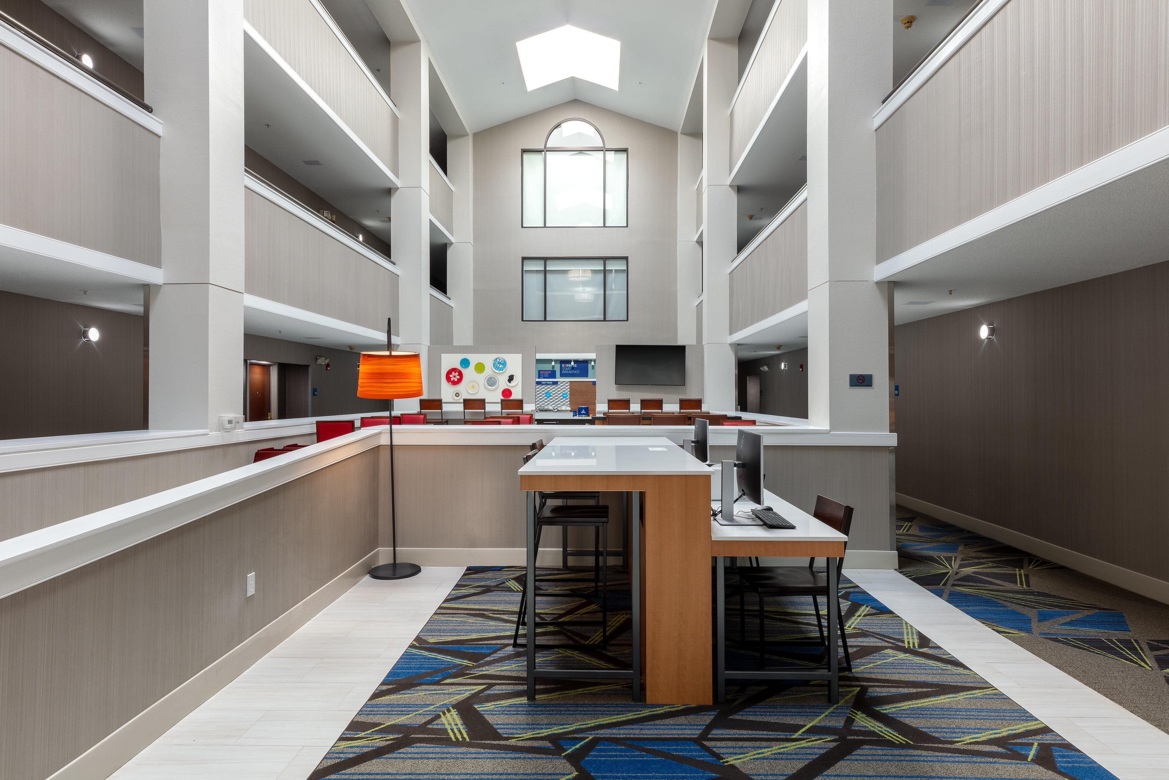 Holiday Inn Express & Suites Milton East I-10 By Ihg Εξωτερικό φωτογραφία