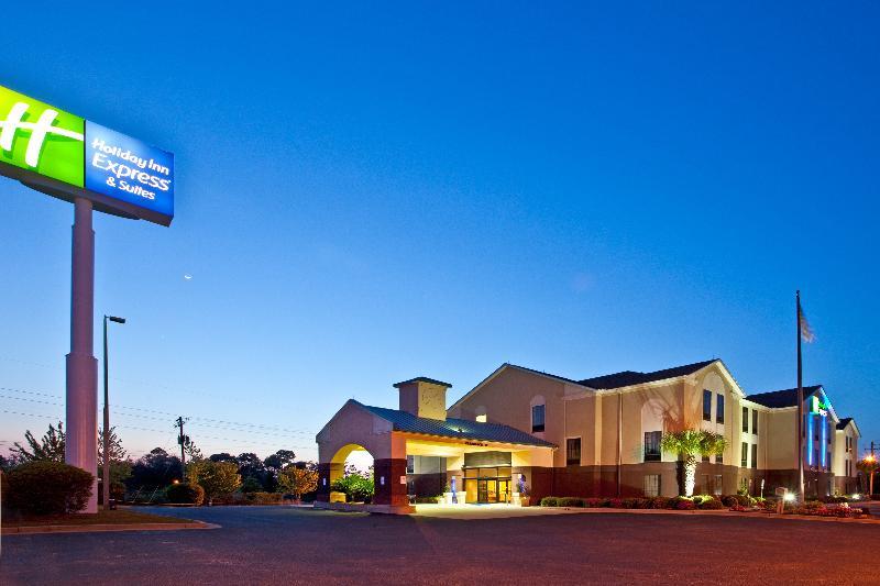 Holiday Inn Express & Suites Milton East I-10 By Ihg Εξωτερικό φωτογραφία